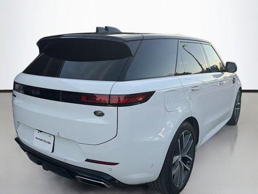 2023 Land Rover Range Rover Sport SE
