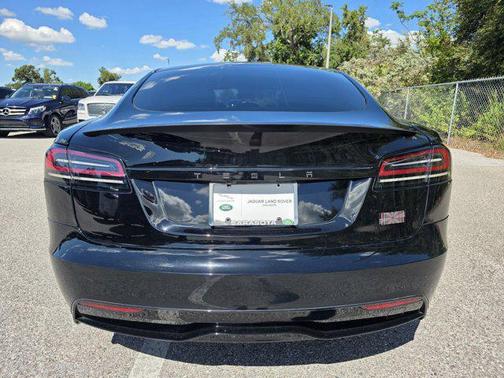 2023 Tesla Model S Plaid