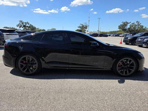 2023 Tesla Model S Plaid