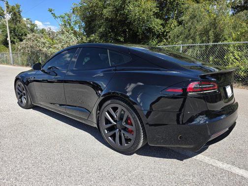 2023 Tesla Model S Plaid