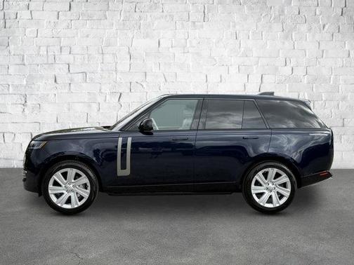 2023 Land Rover Range Rover P400 SE