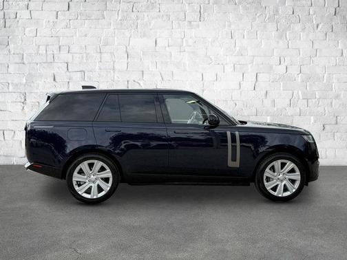 2023 Land Rover Range Rover P400 SE