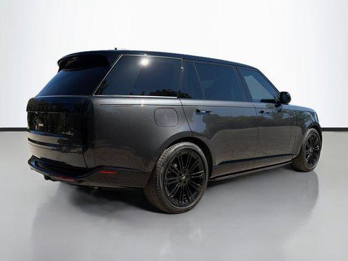 2024 Land Rover Range Rover P530 Autobiography