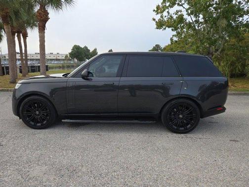 2024 Land Rover Range Rover P530 Autobiography