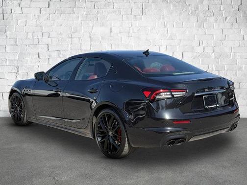 2023 Maserati Ghibli Modena