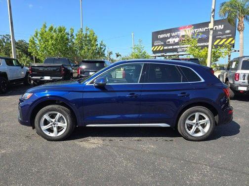 2024 Audi Q5 40 Premium