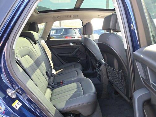 2024 Audi Q5 40 Premium