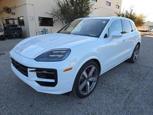 2025 Porsche Cayenne S