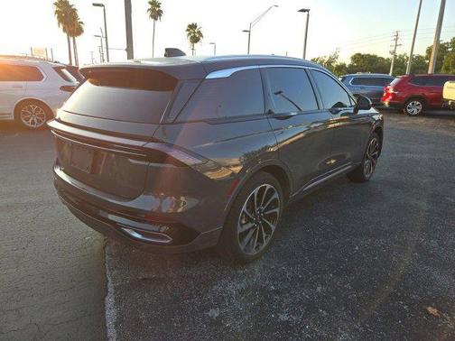 2024 Lincoln Nautilus Black Label
