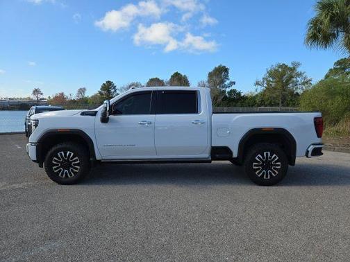 2024 GMC Sierra 2500 Denali Ultimate