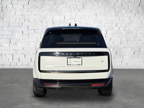 2023 Land Rover Range Rover SV