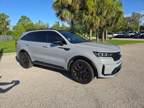 2023 Kia Sorento SX