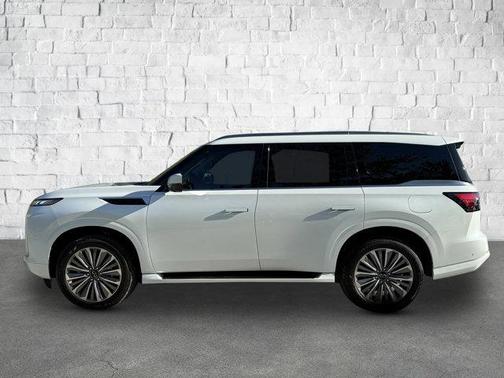 2025 INFINITI QX80 SENSORY AWD