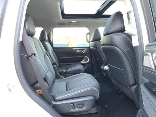 2025 INFINITI QX80 SENSORY AWD