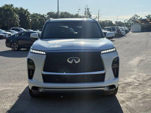 2025 INFINITI QX80 SENSORY AWD