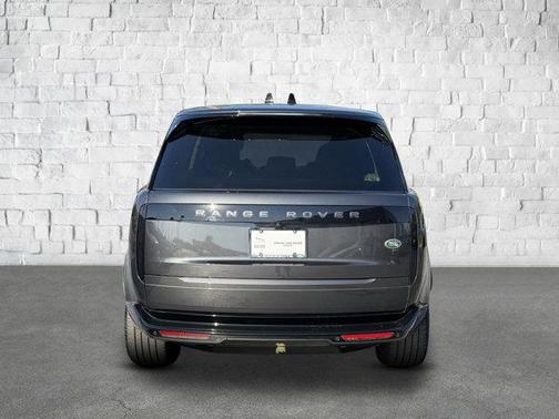 2023 Land Rover Range Rover P530 SE