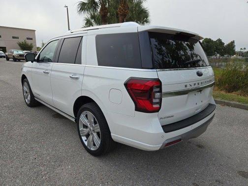 2022 Ford Expedition Platinum