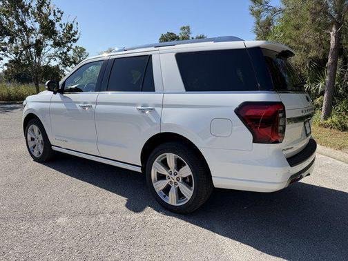 2022 Ford Expedition Platinum