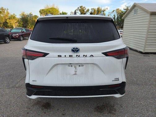 2021 Toyota Sienna XSE 7 Passenger