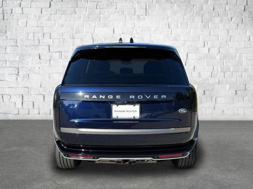 2023 Land Rover Range Rover P530 SE