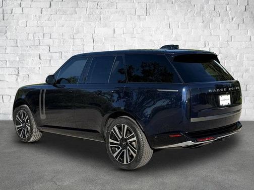 2023 Land Rover Range Rover P530 SE
