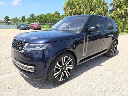 2023 Land Rover Range Rover P530 SE