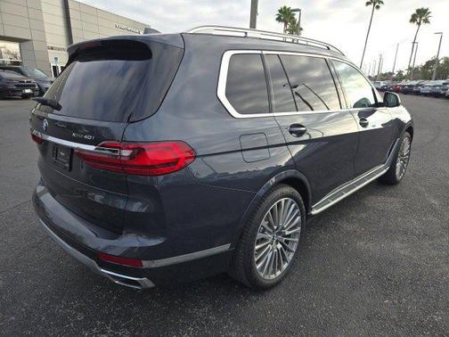 2022 BMW X7 xDrive40i