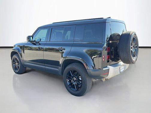 2025 Land Rover Defender 110 P300