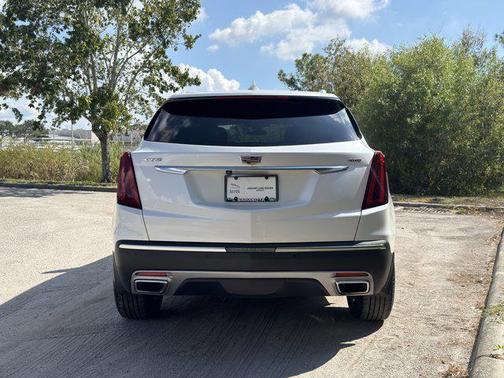 2021 Cadillac XT5 Premium Luxury