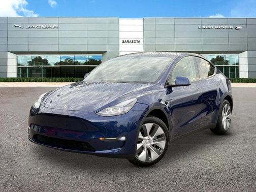 2024 Tesla Model Y Long Range Dual Motor All-Wheel Drive