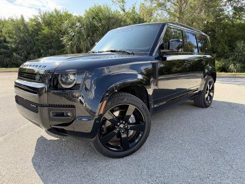 2023 Land Rover Defender 110 X-Dynamic SE