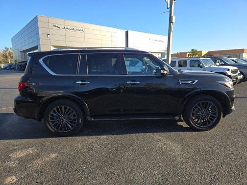 2024 INFINITI QX80 SENSORY AWD