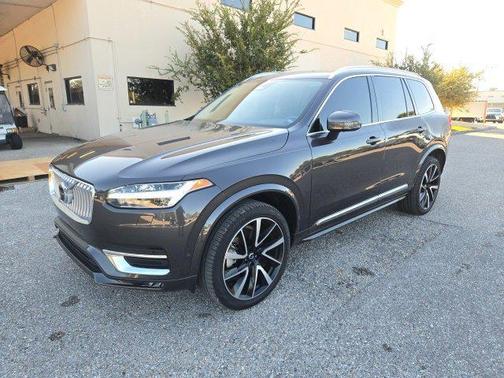 2024 Volvo XC90 B5 Plus Bright Theme