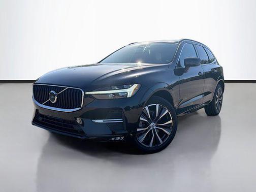 2022 Volvo XC60 B5 Momentum