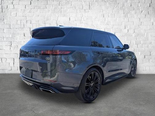 2023 Land Rover Range Rover Sport SE