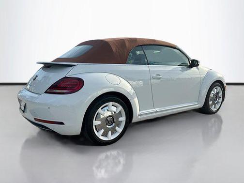 2019 Volkswagen Beetle 2.0T SE