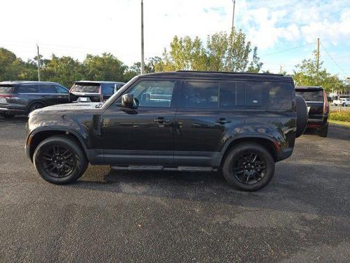 2024 Land Rover Defender 110 P300