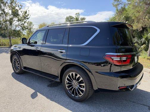 2024 Nissan Armada Platinum 2WD