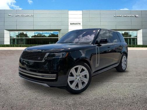 2023 Land Rover Range Rover P530 SE