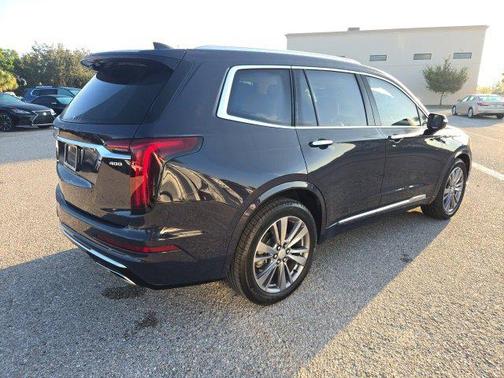 2024 Cadillac XT6 Premium Luxury FWD