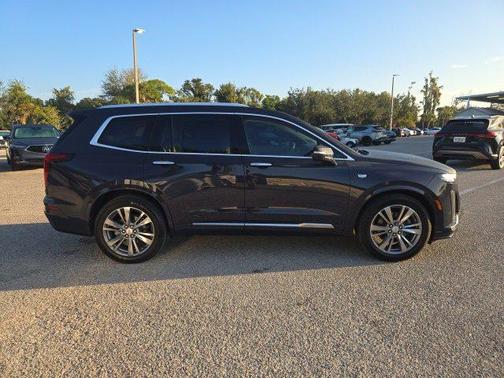 2024 Cadillac XT6 Premium Luxury FWD