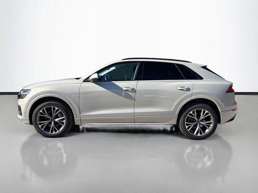 2022 Audi Q8 55 Premium