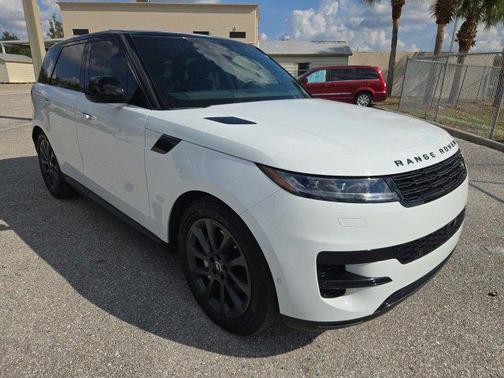 2024 Land Rover Range Rover Sport SE
