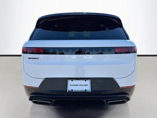 2024 Land Rover Range Rover Sport SE