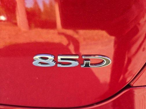 2015 Tesla Model S 85D
