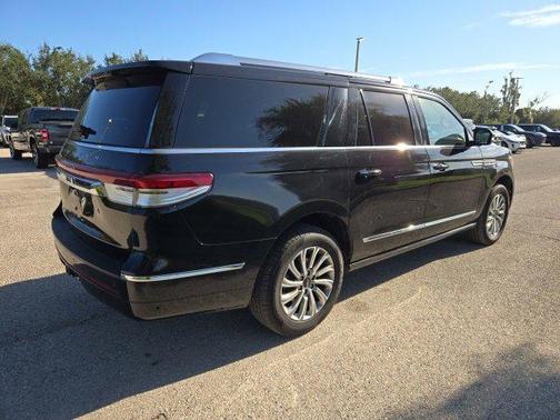 2024 Lincoln Navigator Premiere