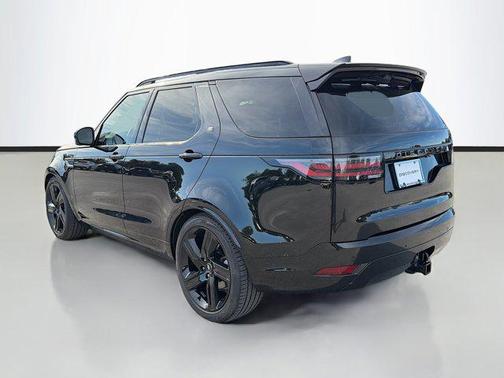 2025 Land Rover Discovery P300 Dynamic SE