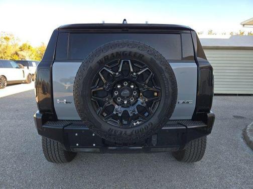 2025 GMC HUMMER EV SUV 2X