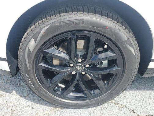 2025 Land Rover Range Rover Velar P250 SE R-Dynamic