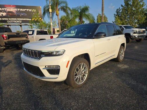 2025 Jeep Grand Cherokee Summit
